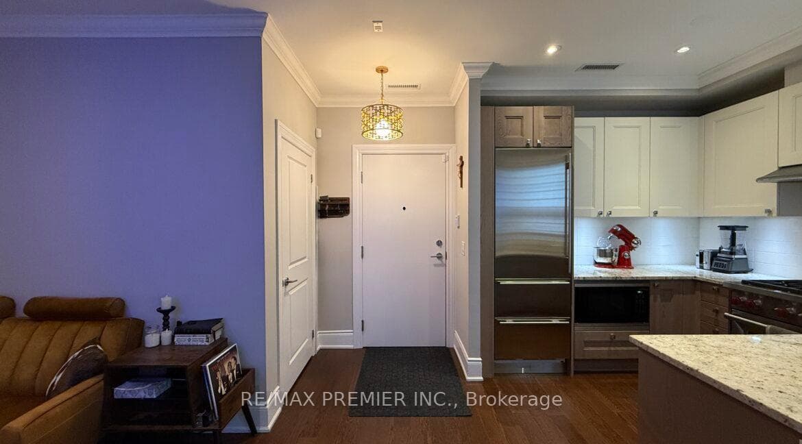 10360 Islington Avenue Unit 212 photo 3