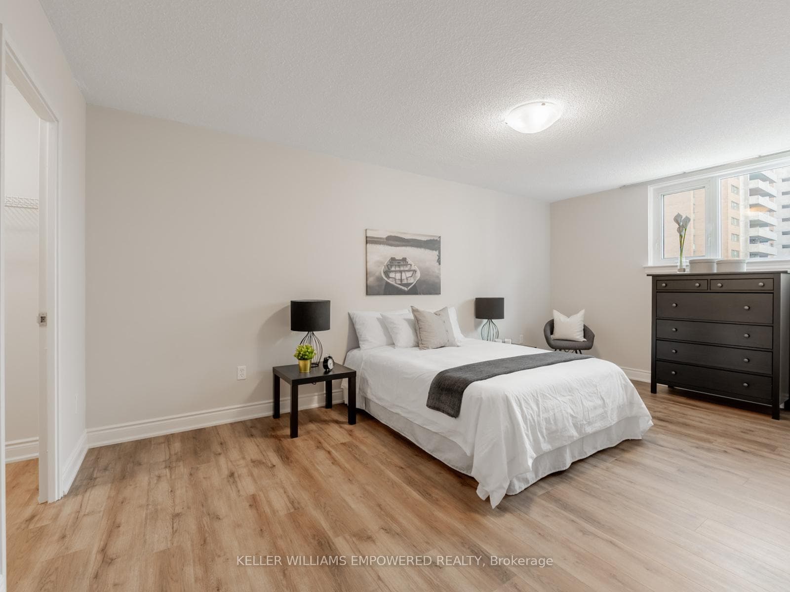 Huge Primary Bedroom Retreat