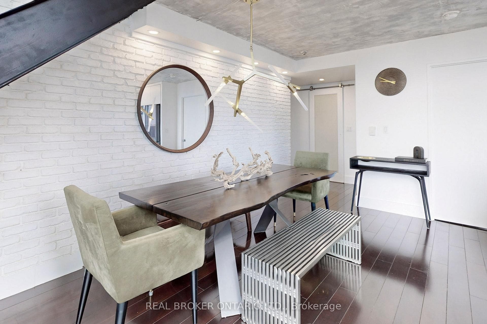 250 Manitoba Street Unit 728 photo 10