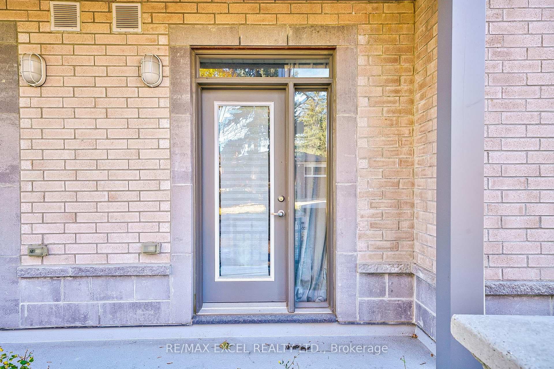 52 Holmes Avenue Unit 7 photo 2