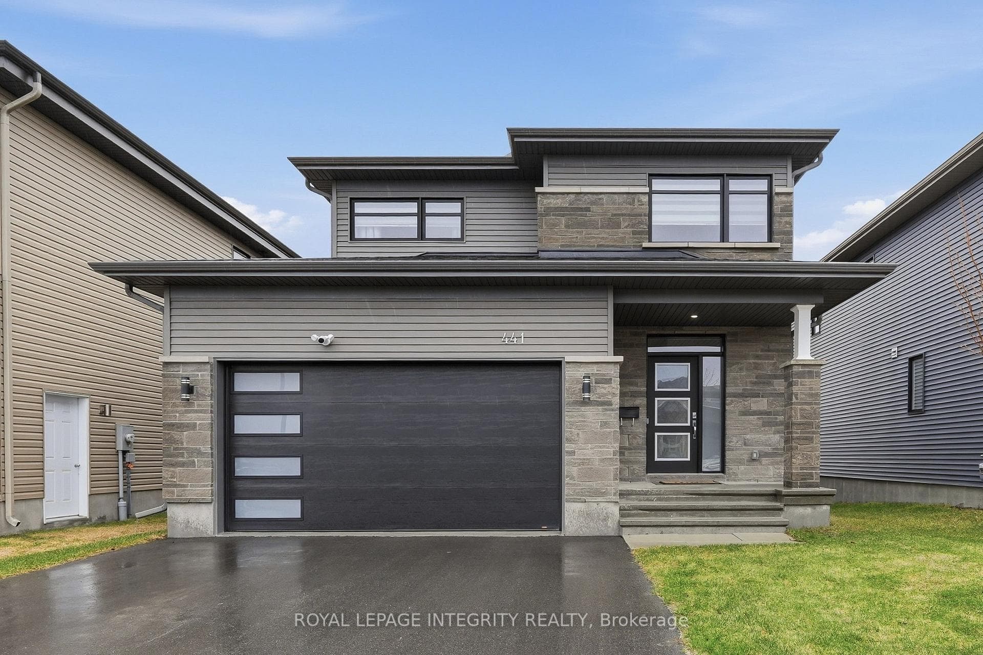 441 Sterling Avenue photo 1