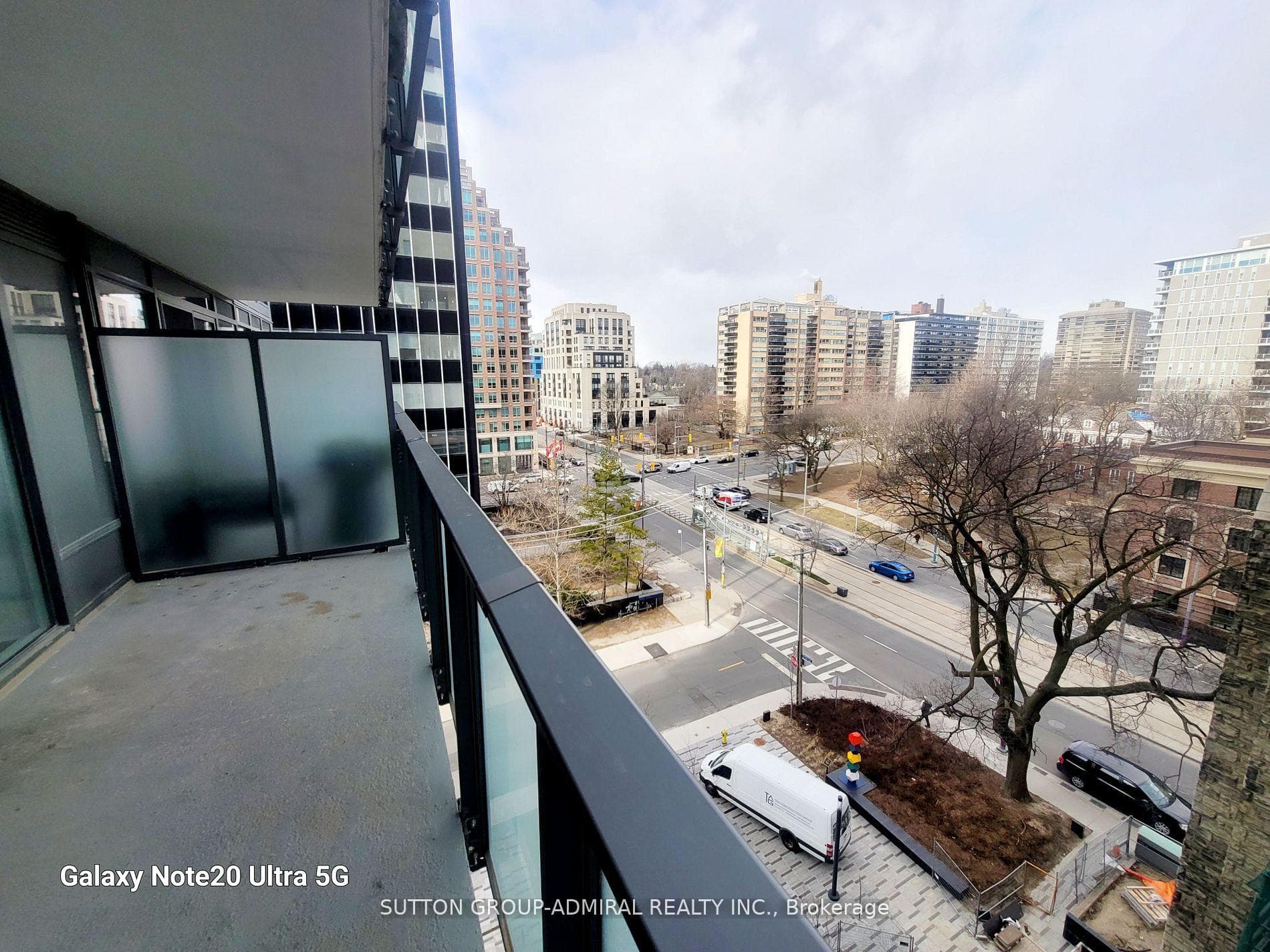 99 Foxbar Road Unit 705 photo 28