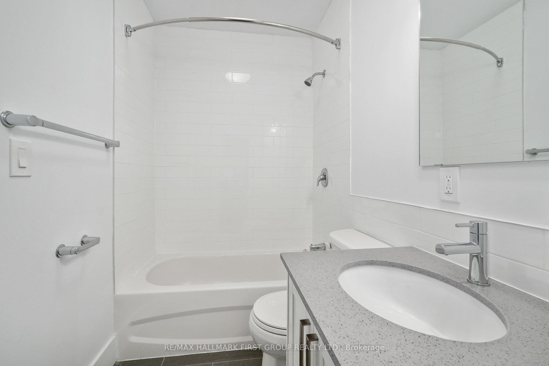 202 Green Street Unit 4 photo 17