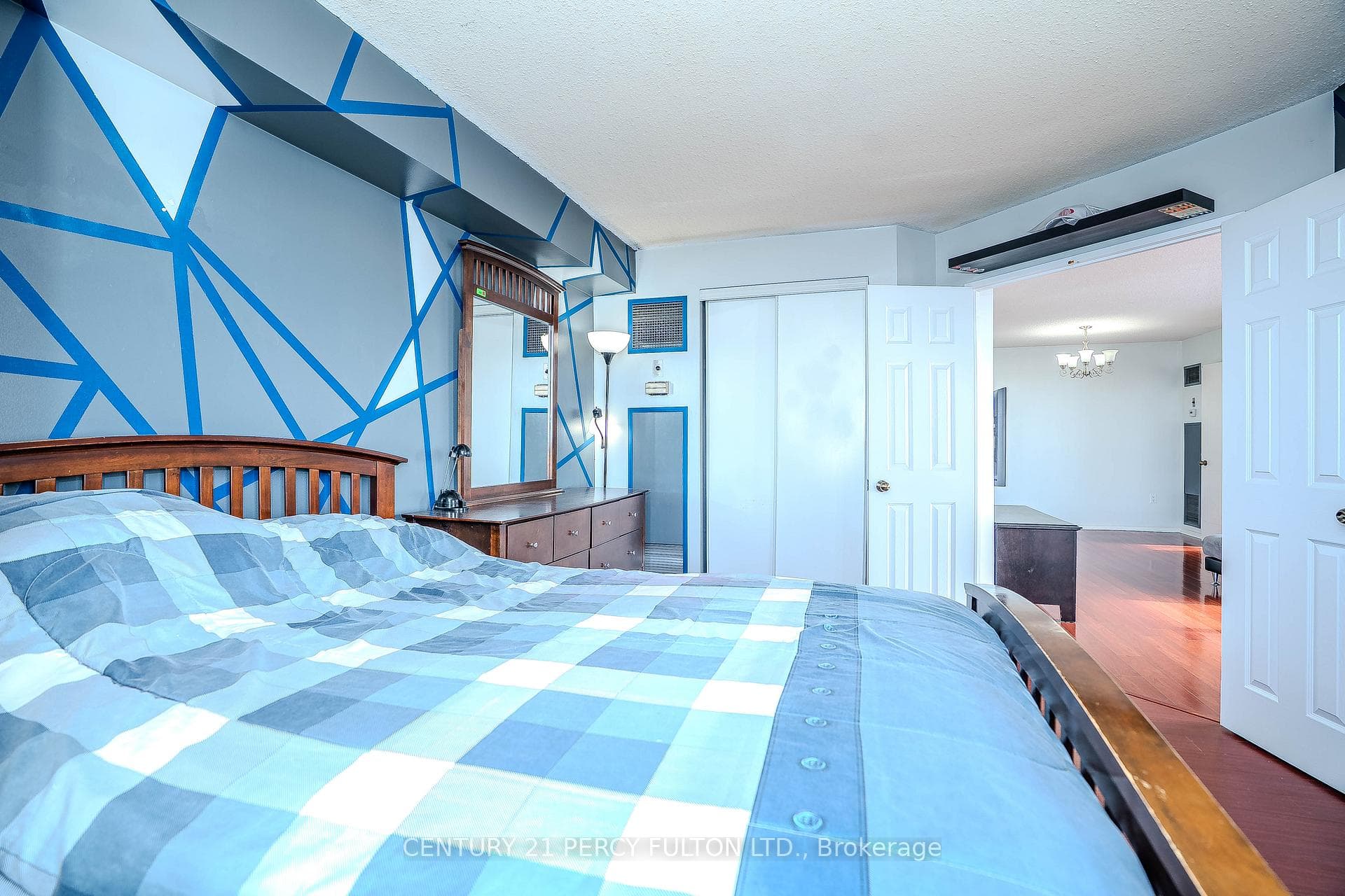 430 Mclevin Avenue Unit 1711 photo 19