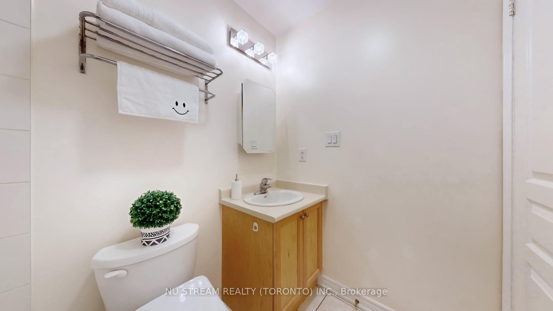 18 Radmore Place photo 36