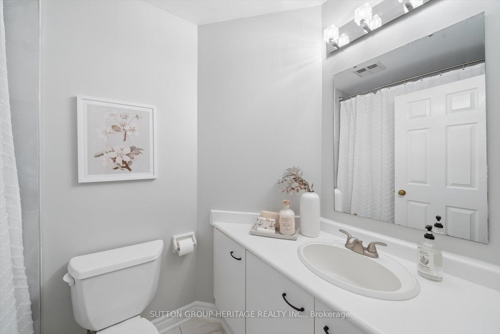 Primary 4pc Bathroom Ensuite