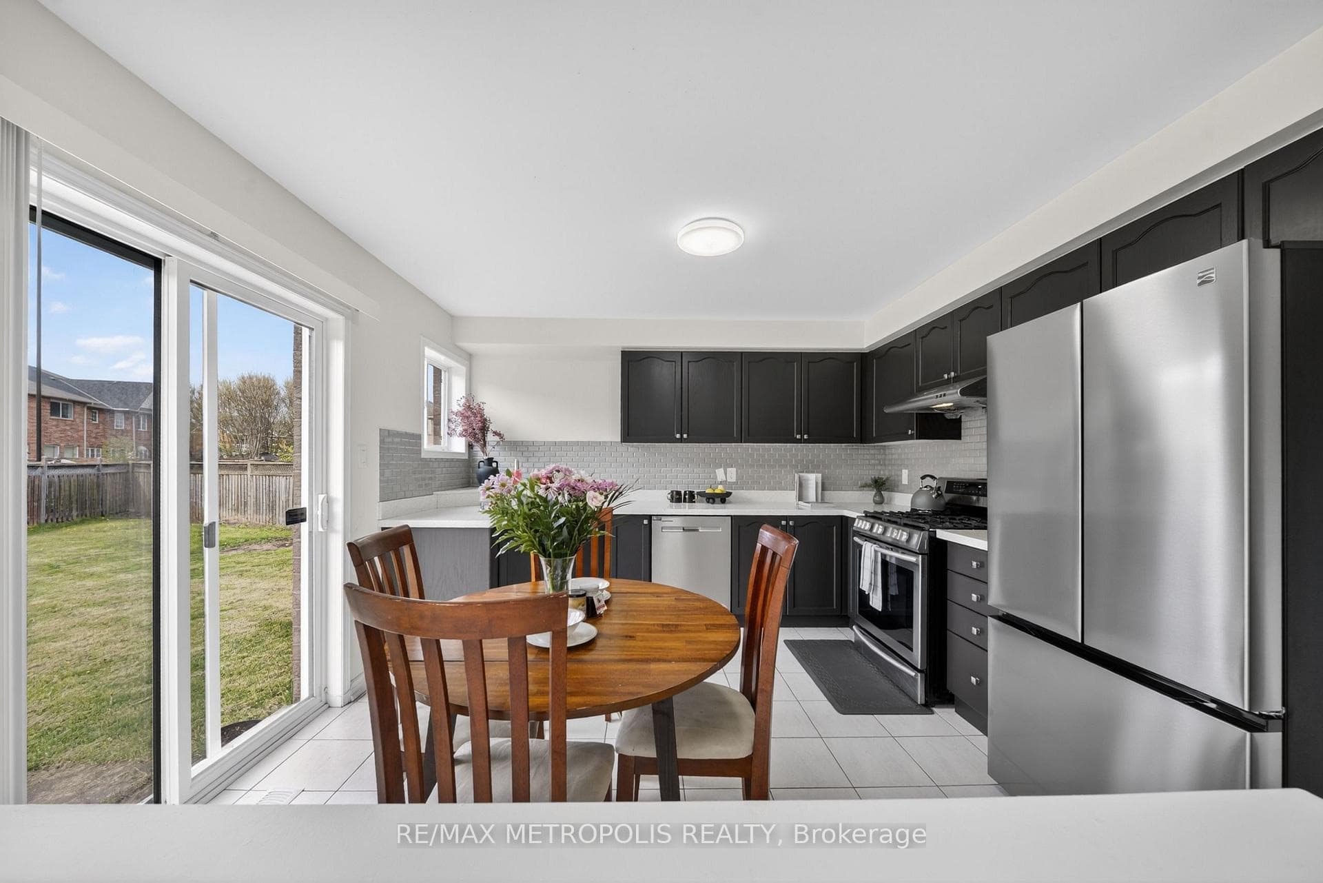 83 Greenhalf Drive photo 23