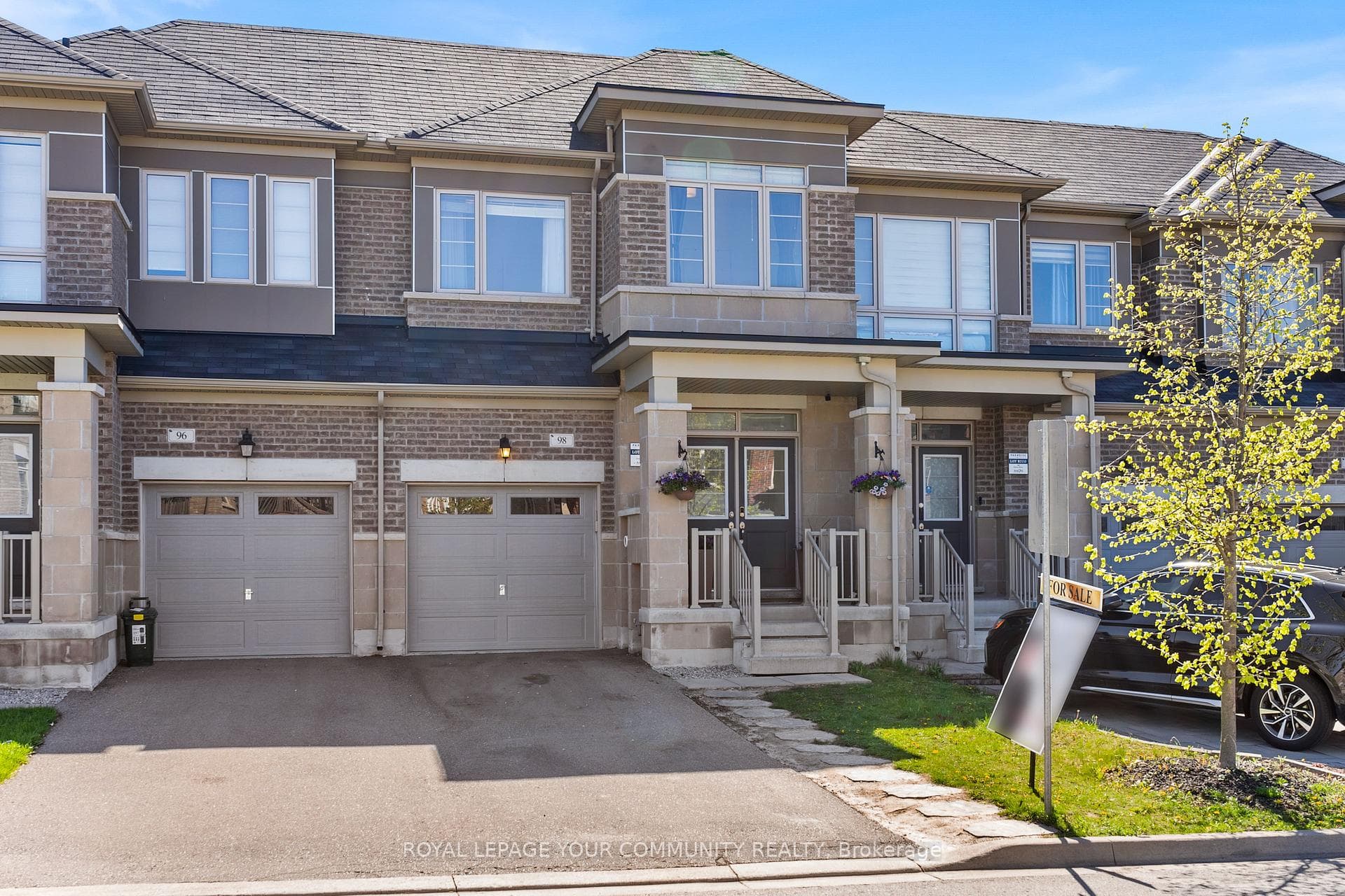 98 Gower Drive photo 2