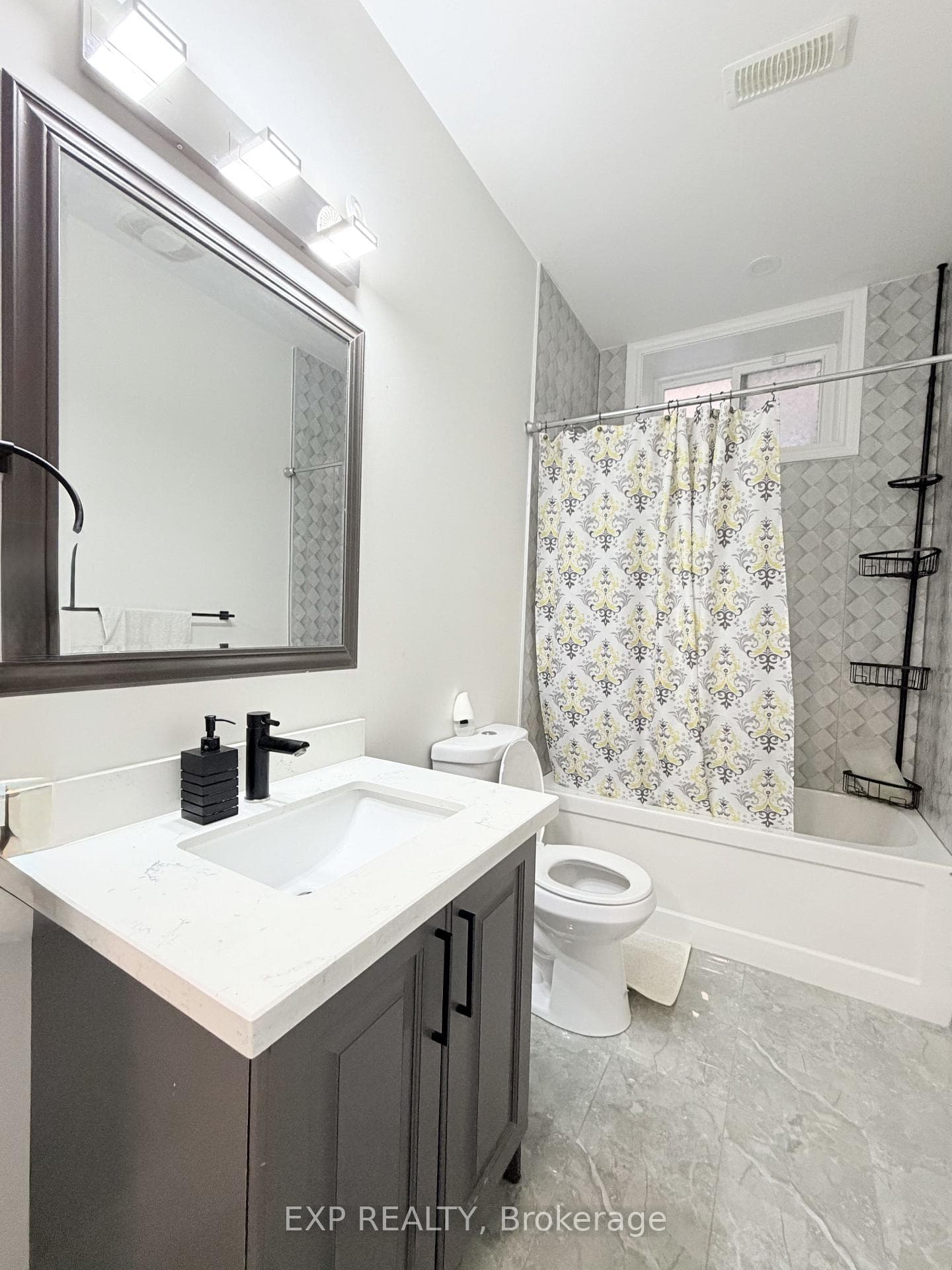 1606 Sandhurst Crescent Unit Lower photo 18