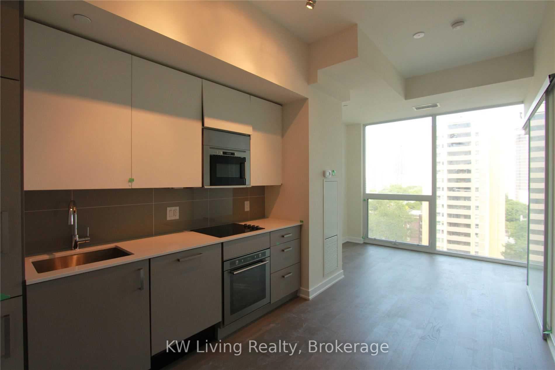 17 Dundonald Street Unit 1007 photo 10