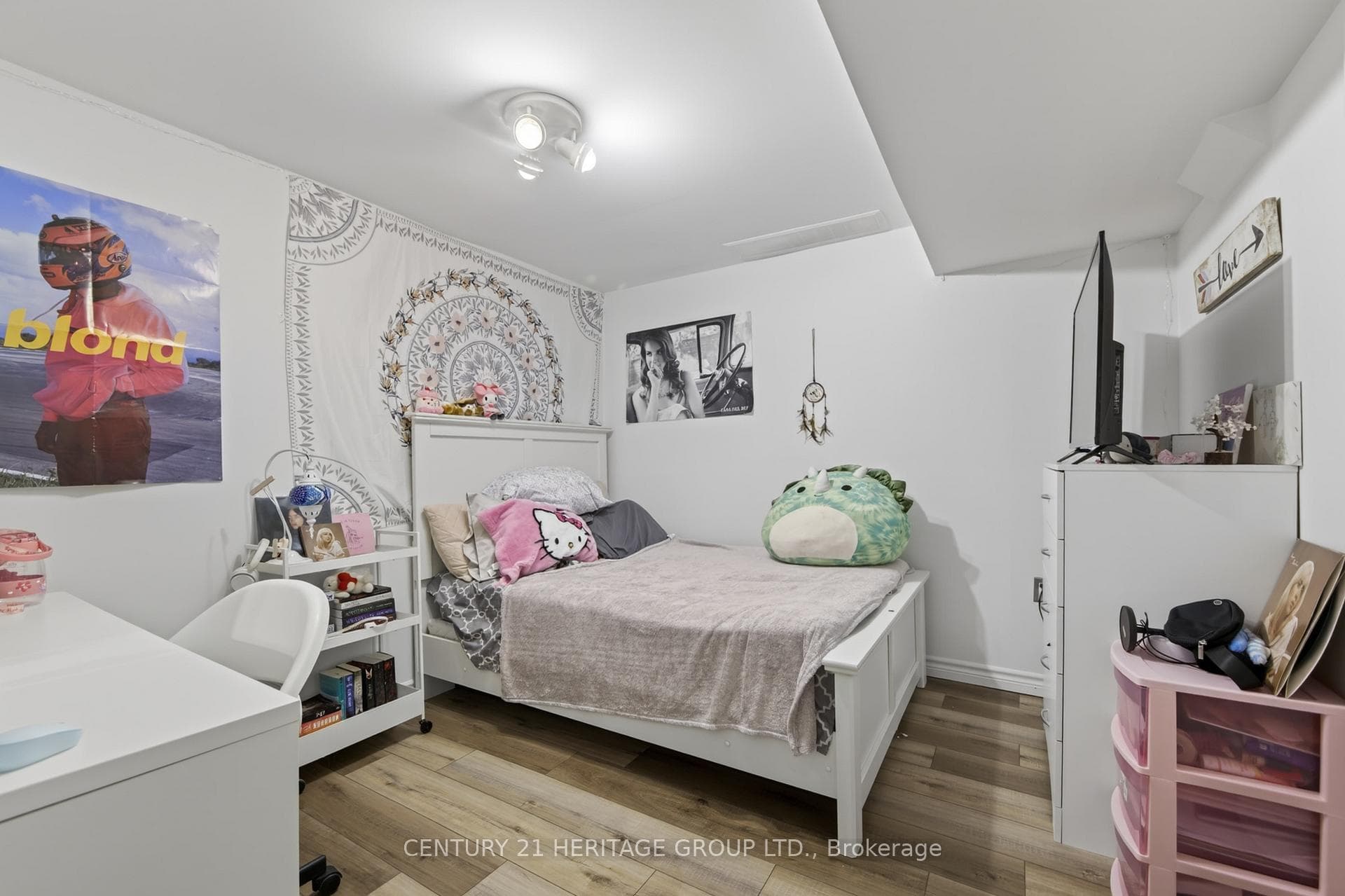 1858 Emerald Court photo 40
