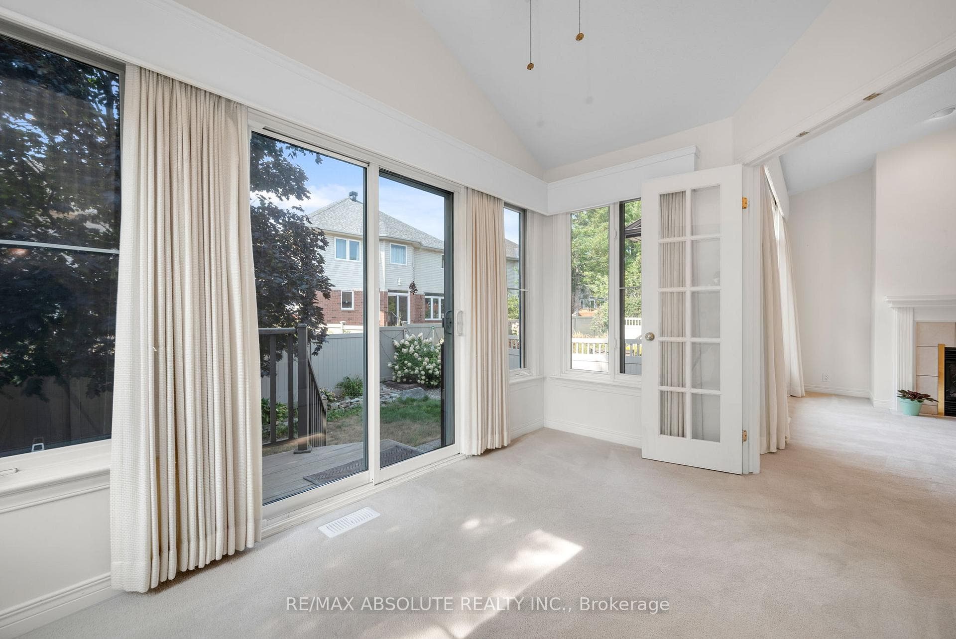 87 WATERTHRUSH Crescent photo 36