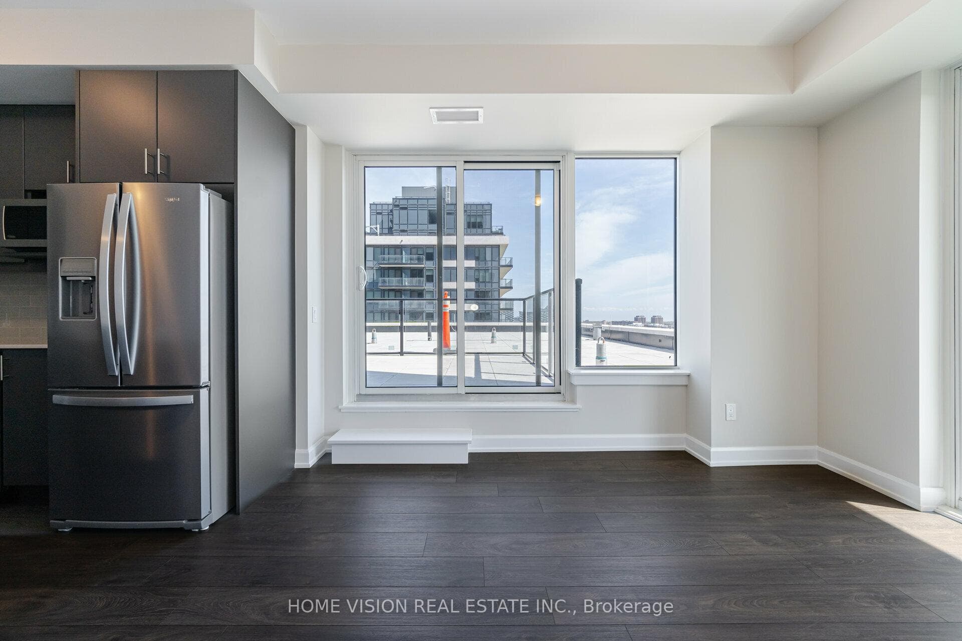 3220 William Coltson Avenue Unit 905 photo 17