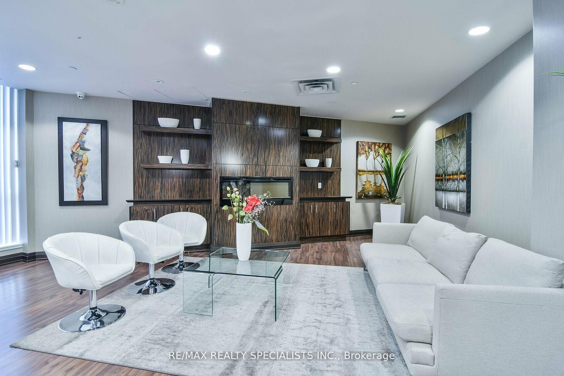 3 Michael Power Place Unit 1807 photo 10