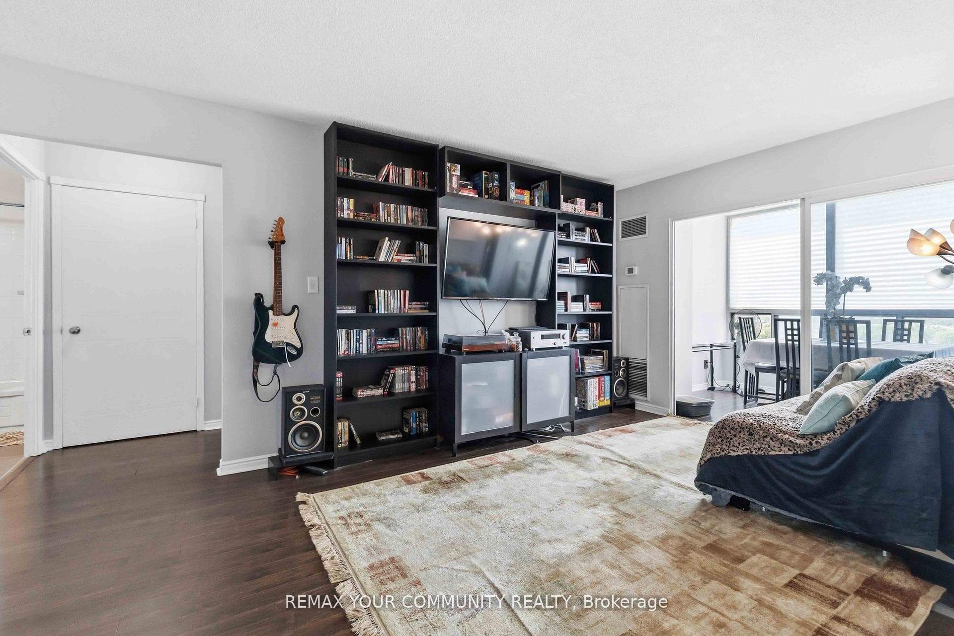 135 Hillcrest Avenue Unit 1109 photo 7
