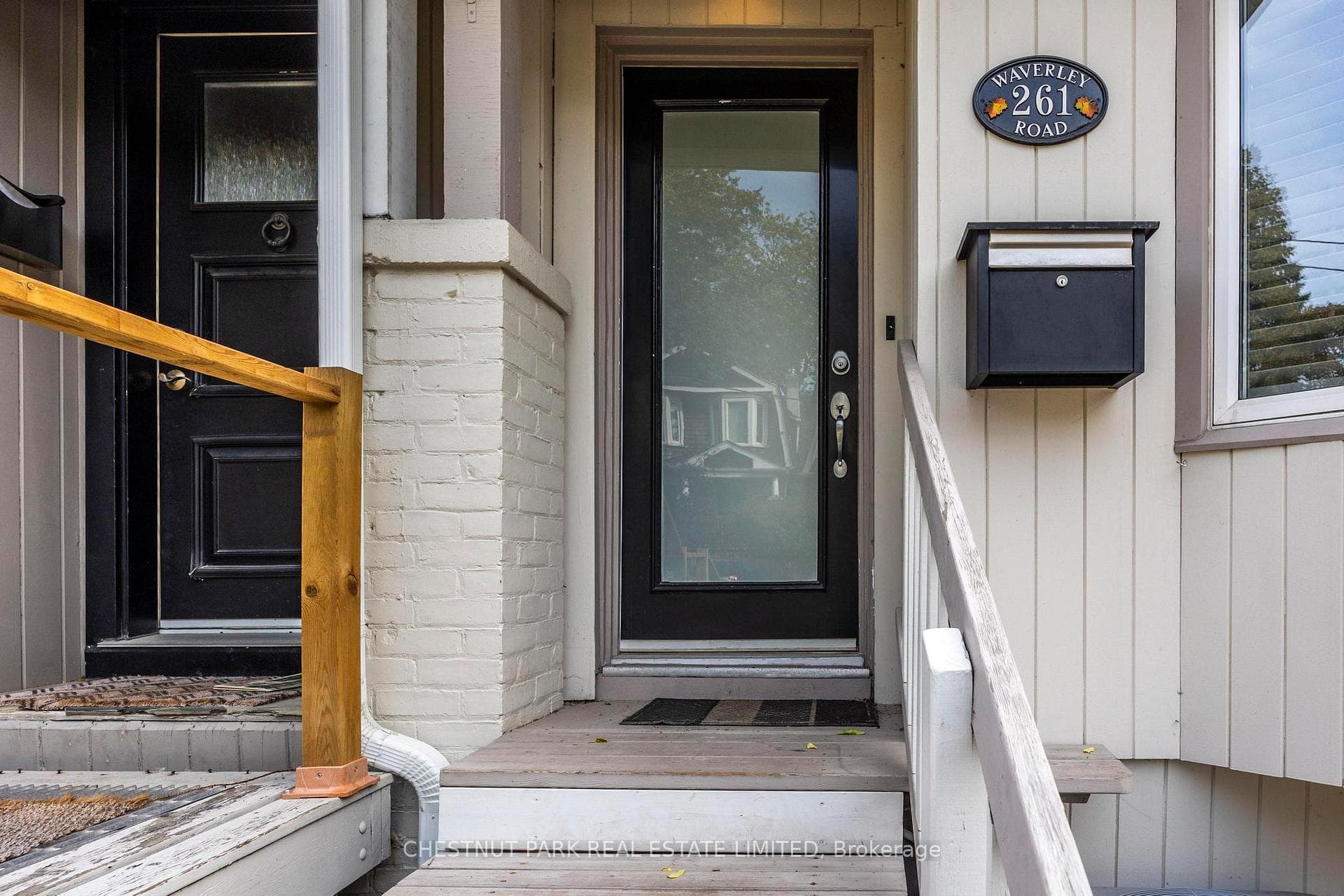 261 Waverley Road photo 3