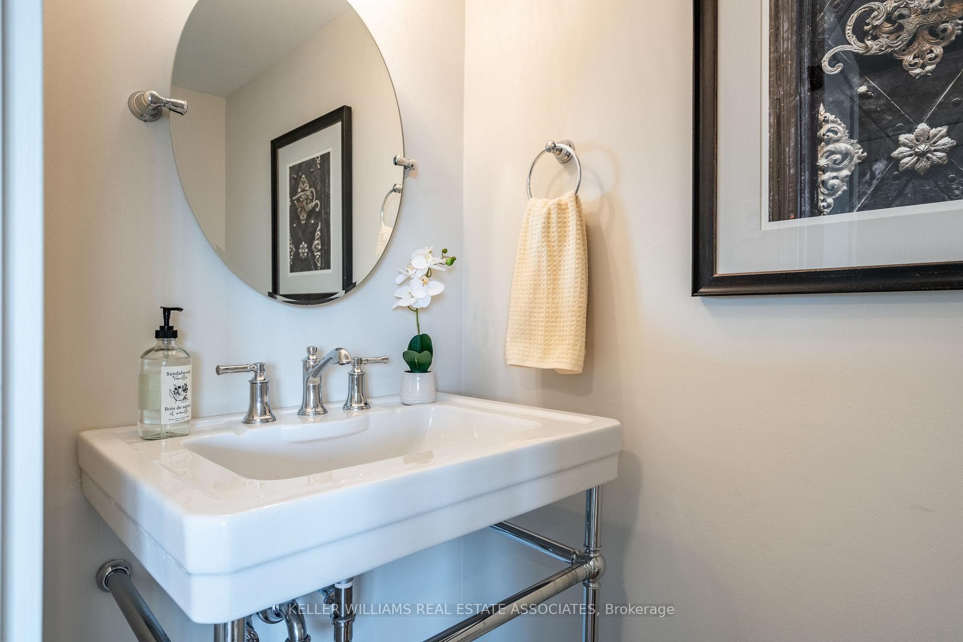 100 Bronte Road Unit 222 photo 6