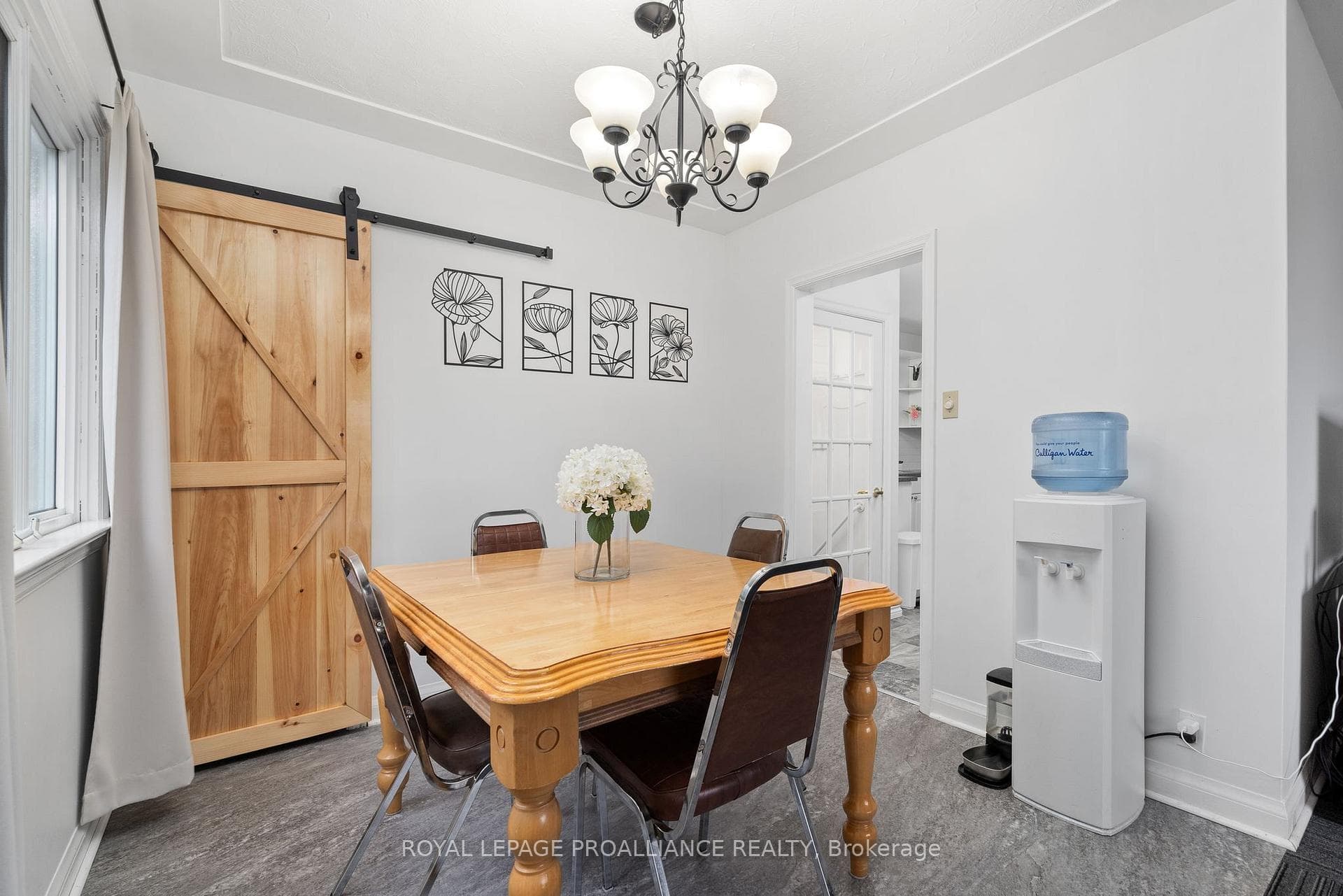176 Dixon Drive photo 13