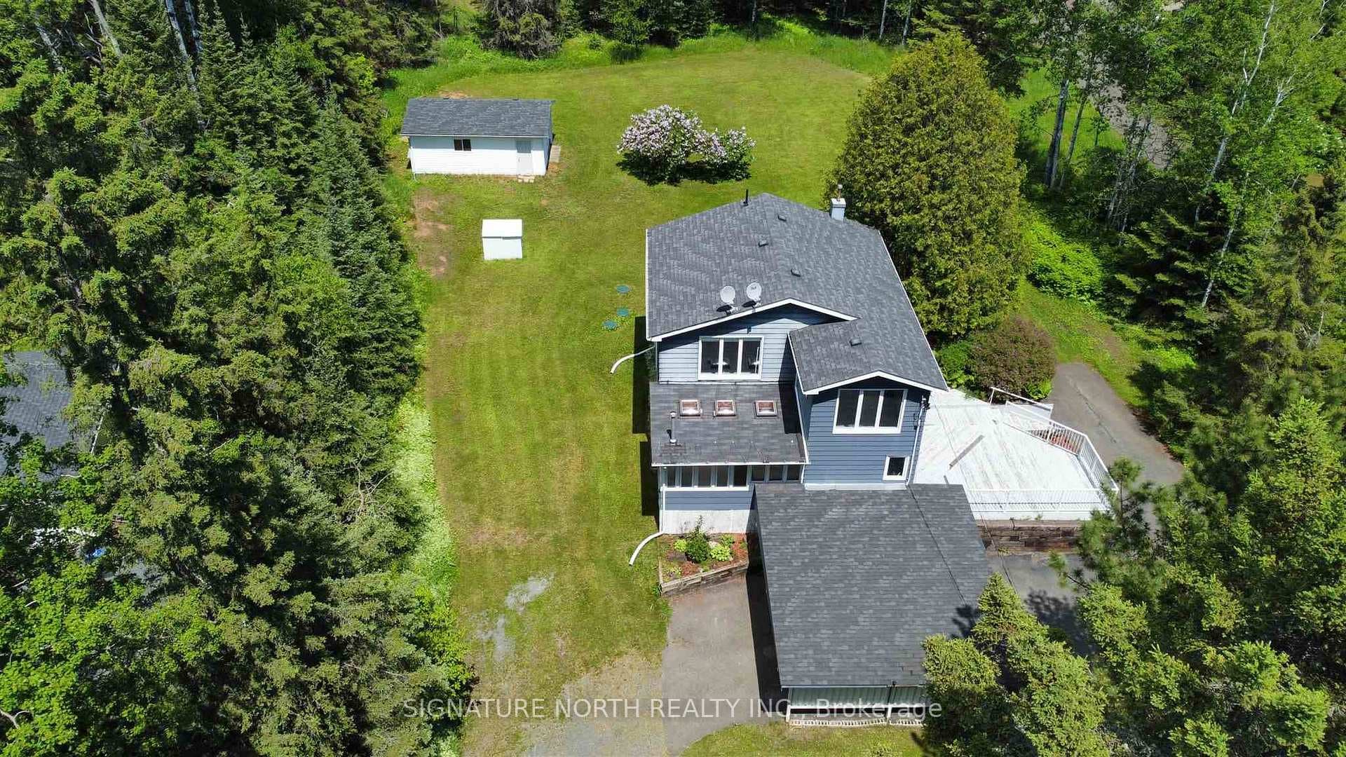 320 Lancaster Ave photo 2