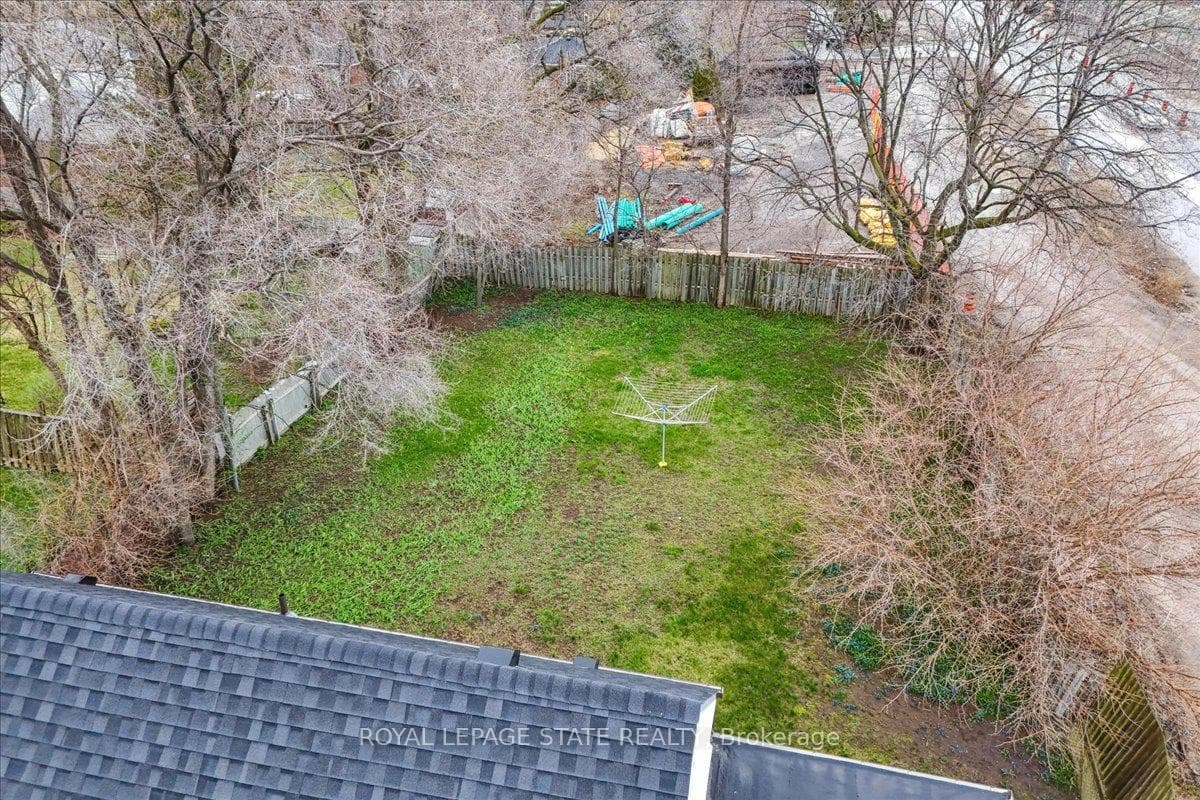2015 Stanfield Road photo 32