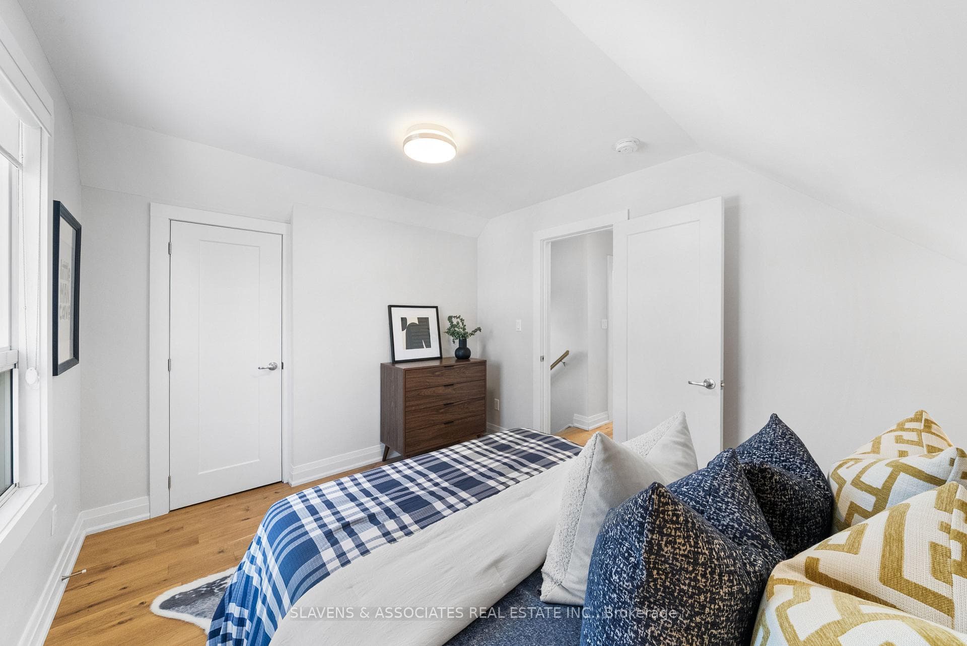 15 Ashbury Avenue photo 29