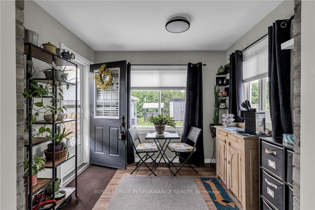 2201 CONCORDE Avenue photo 17