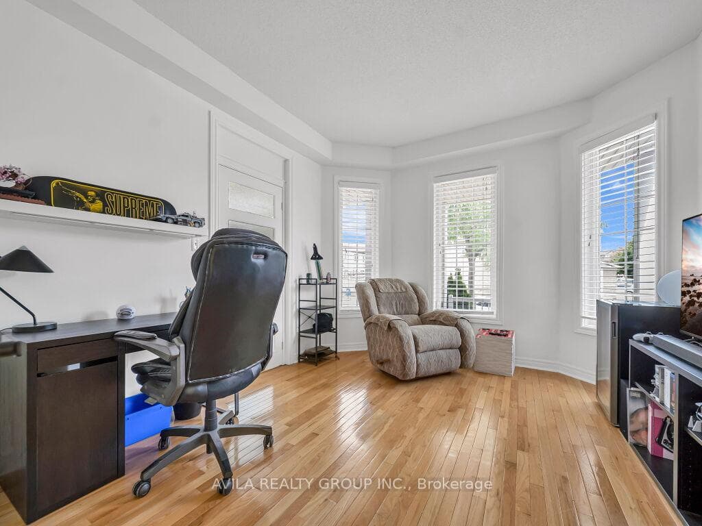 104 Southlake Boulevard photo 7