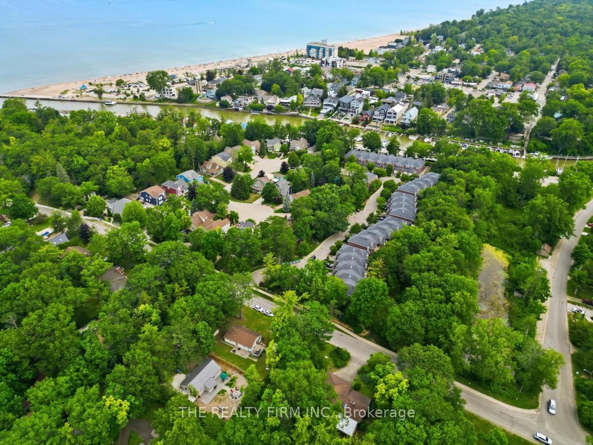 48 Lake Road photo 4