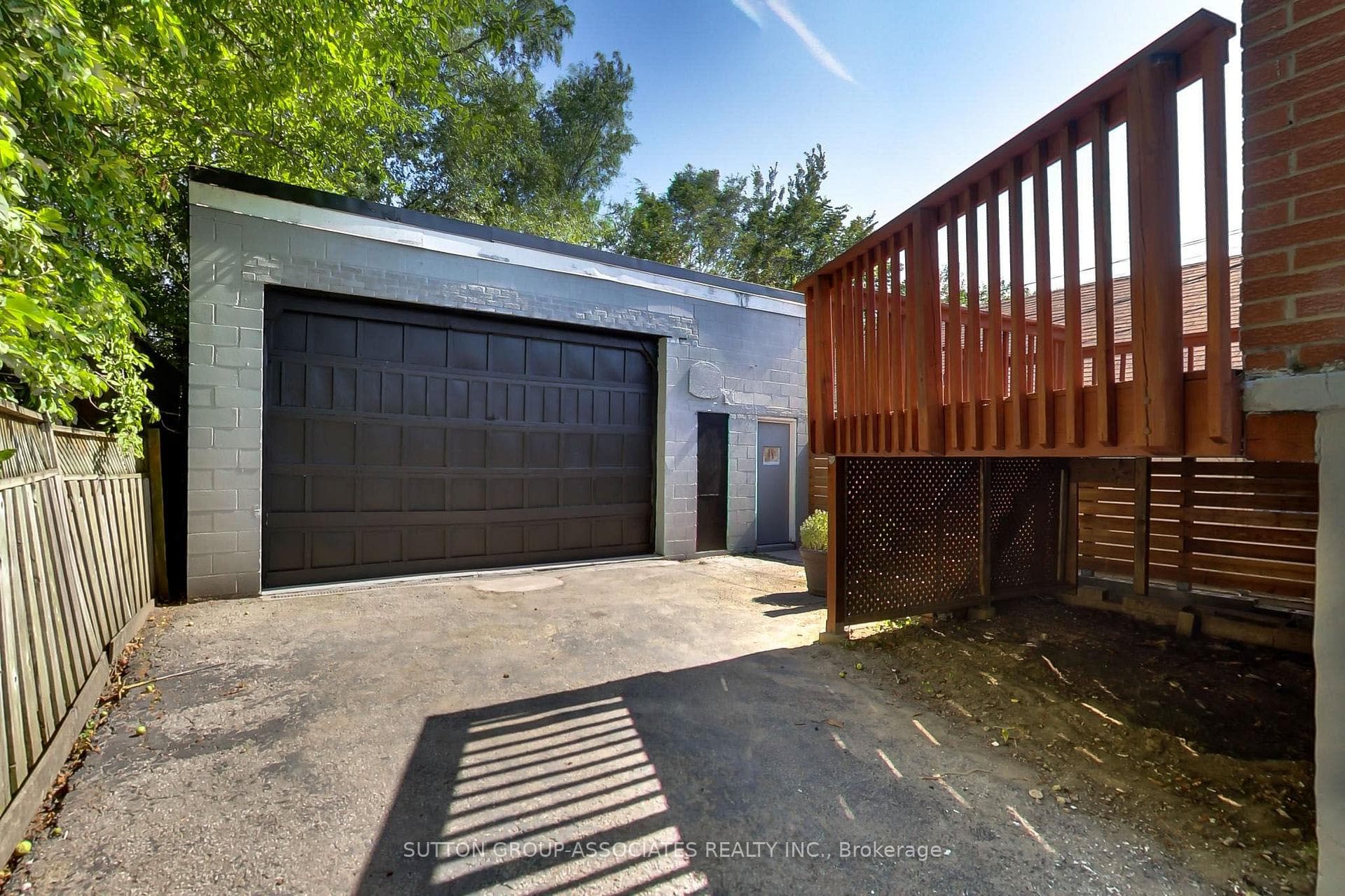 175 Earlsdale Avenue photo 45