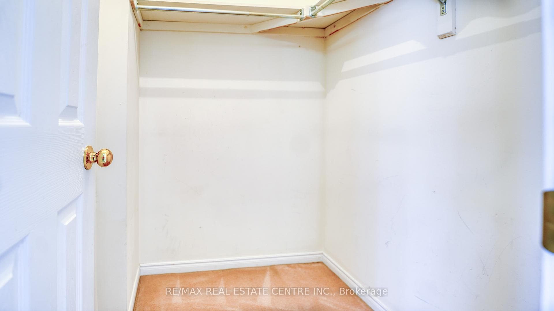 1075 Ellesmere Road Unit 128 photo 17