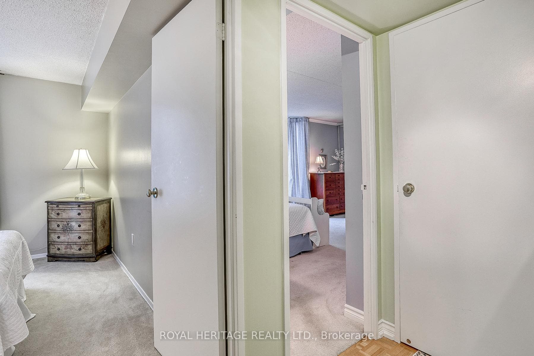 1525 Diefenbaker Court Unit 215 photo 19