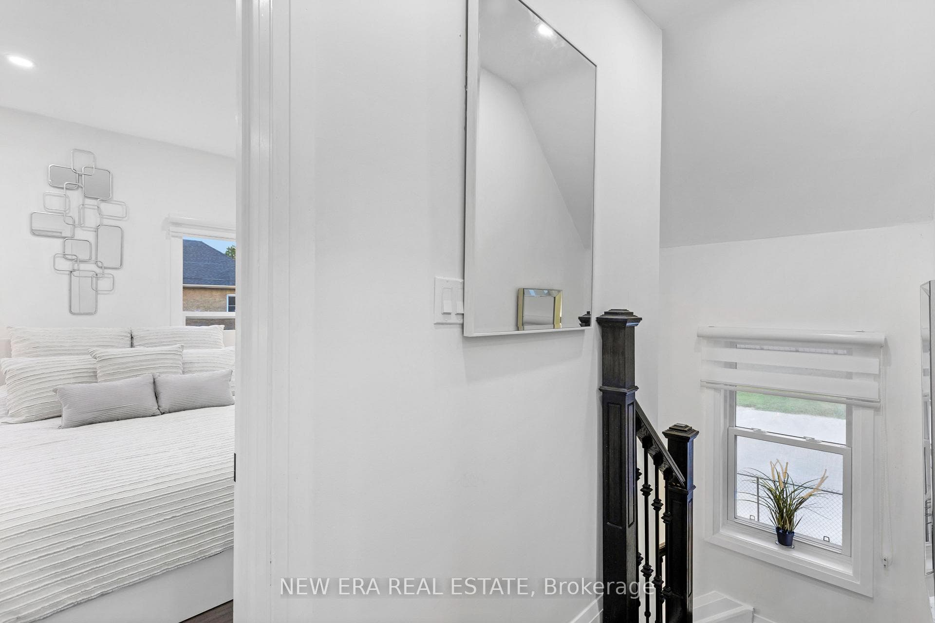 11 Albert Street photo 31