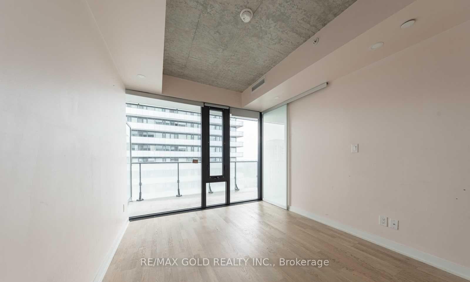 185 Roehampton Avenue Unit 2801 photo 7