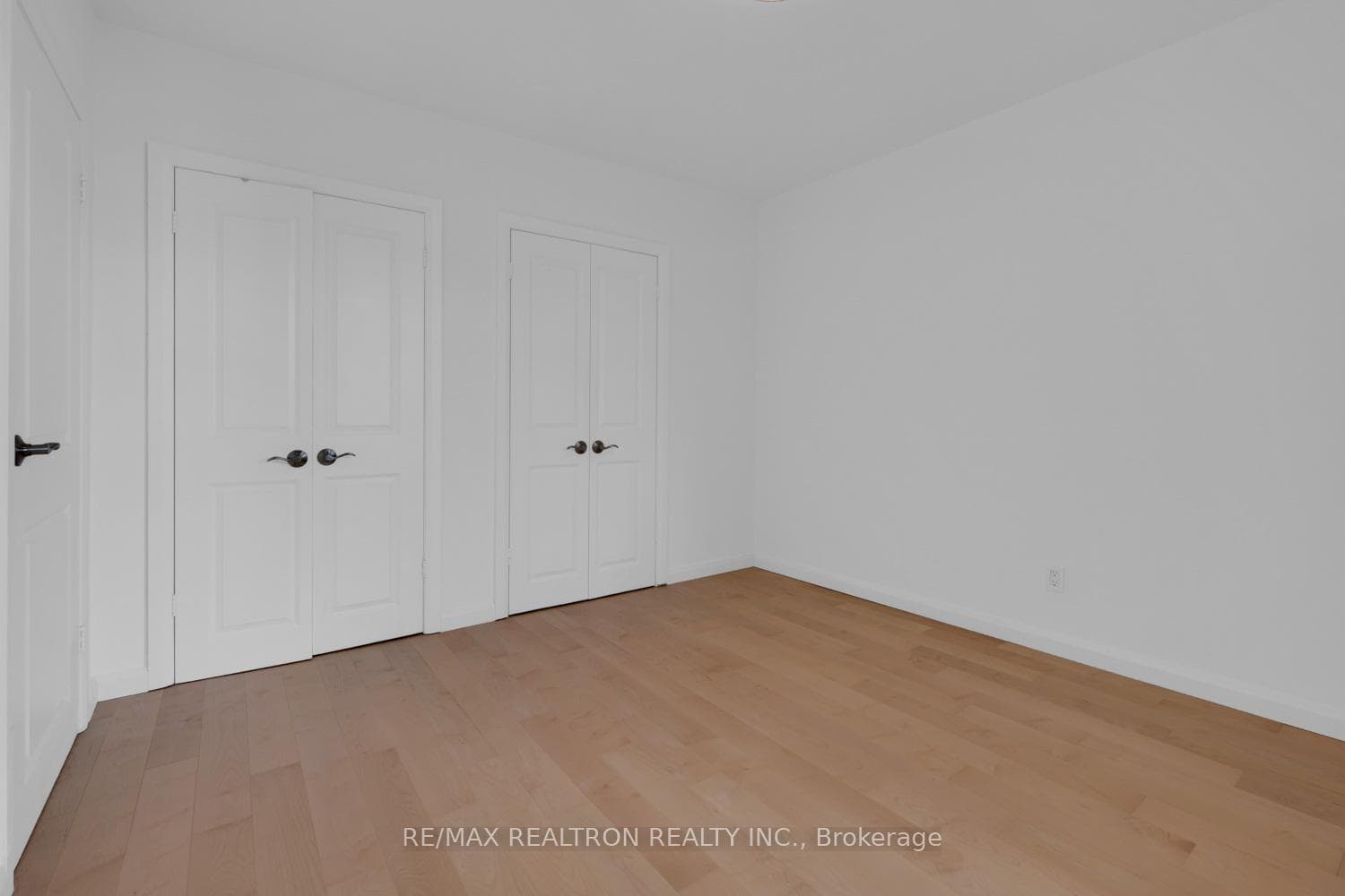 1901 Bayview Avenue Unit 109 photo 21