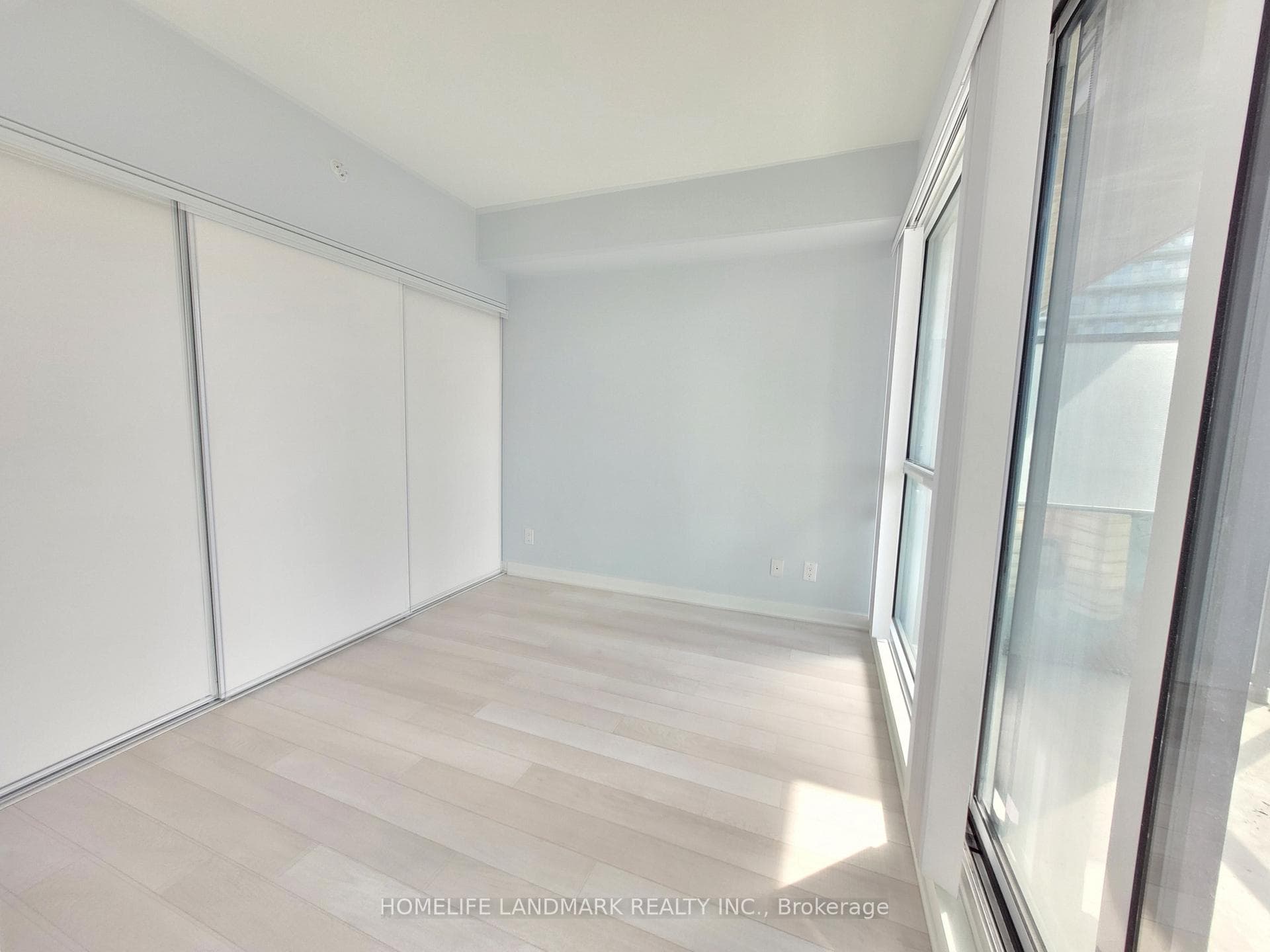 290 Adelaide Street Unit 1301 photo 6