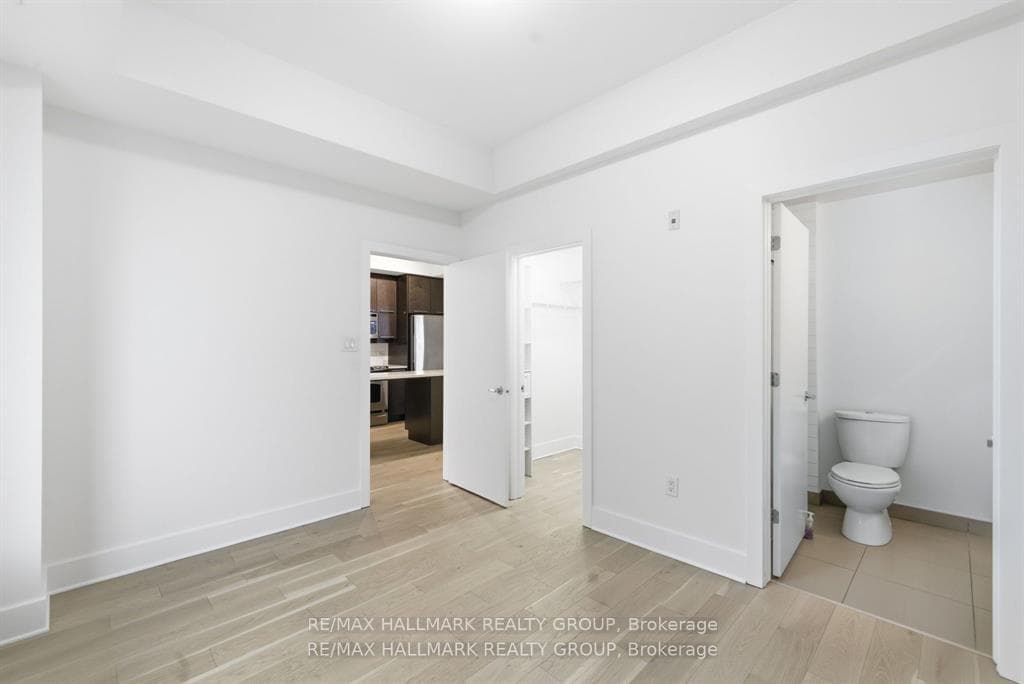 101 Richmond Road Unit 611 photo 20
