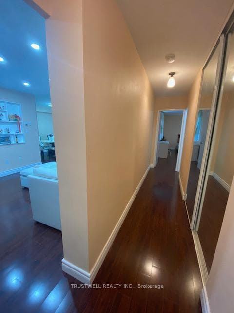 1 Massey Square Unit 519 photo 7