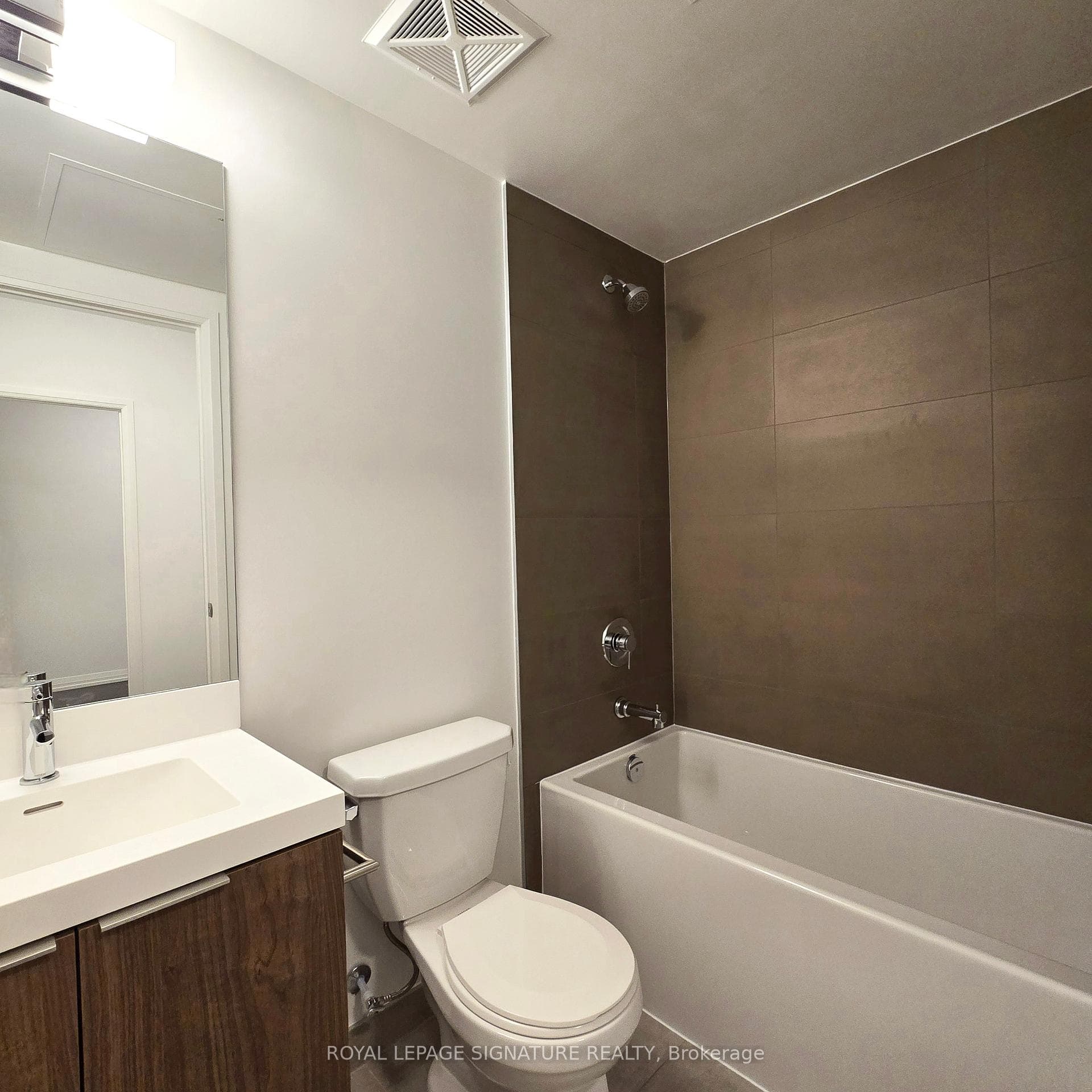 8 Widmer Street Unit 1204 photo 12
