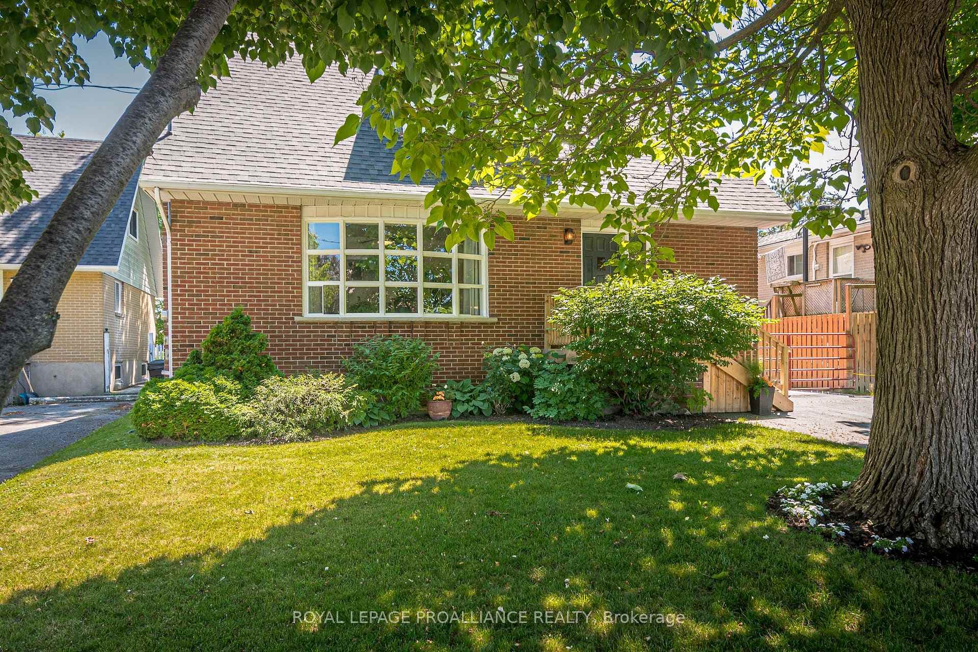 129 Wiley Street photo 2