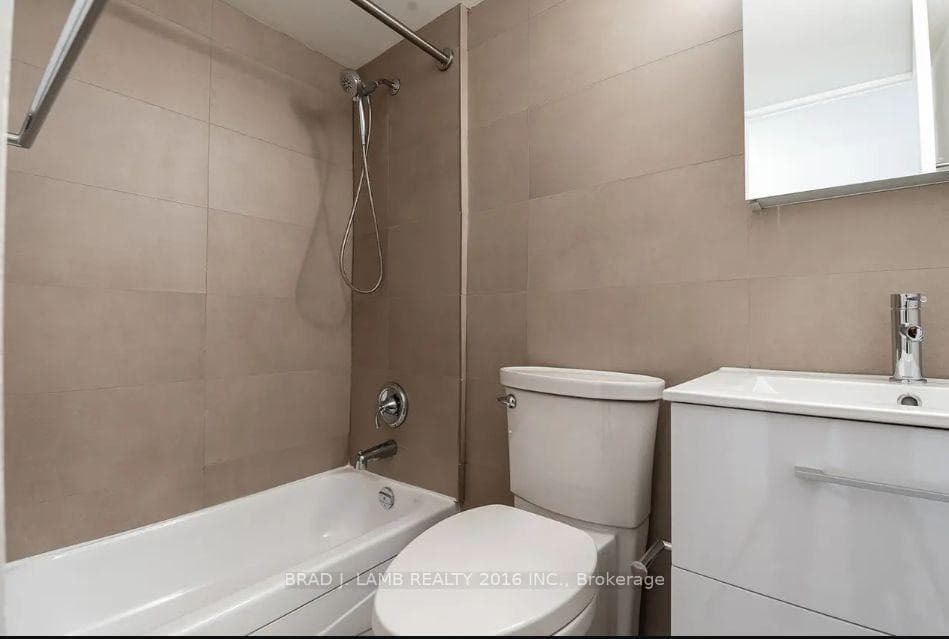 730 St Clarens Avenue Unit 1609 photo 4