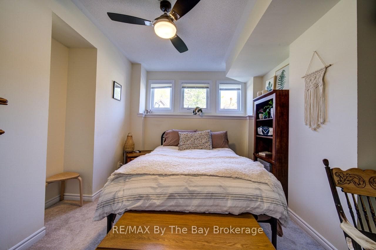100 ALLEGRA Drive photo 30