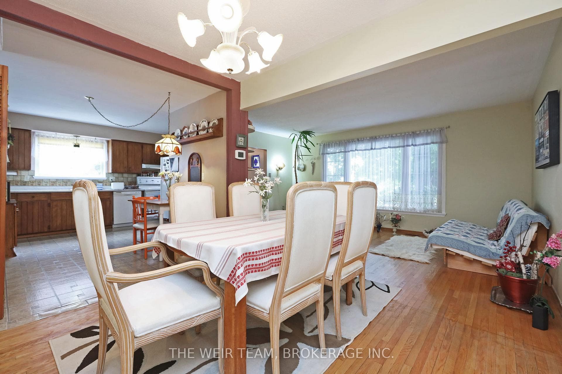 1577 Otterby Road photo 9
