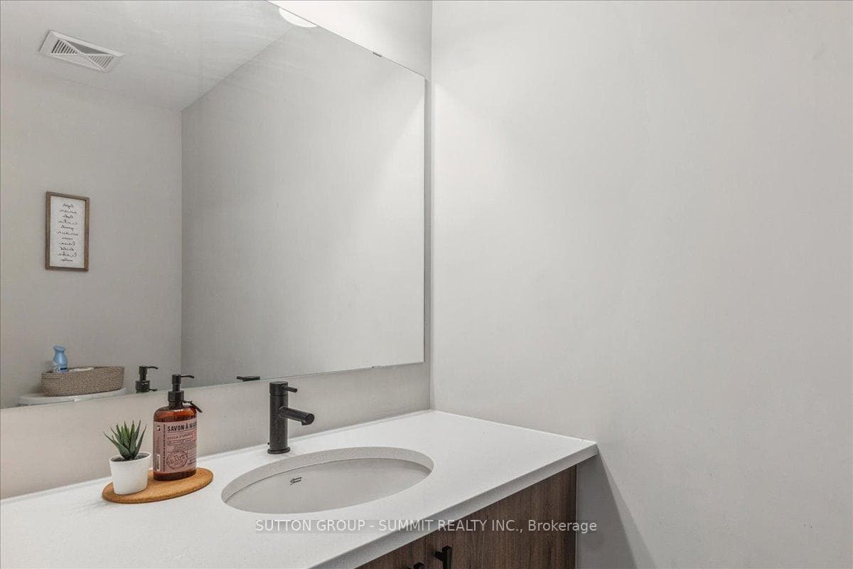235 Chapel Hill Drive Unit 9 photo 11