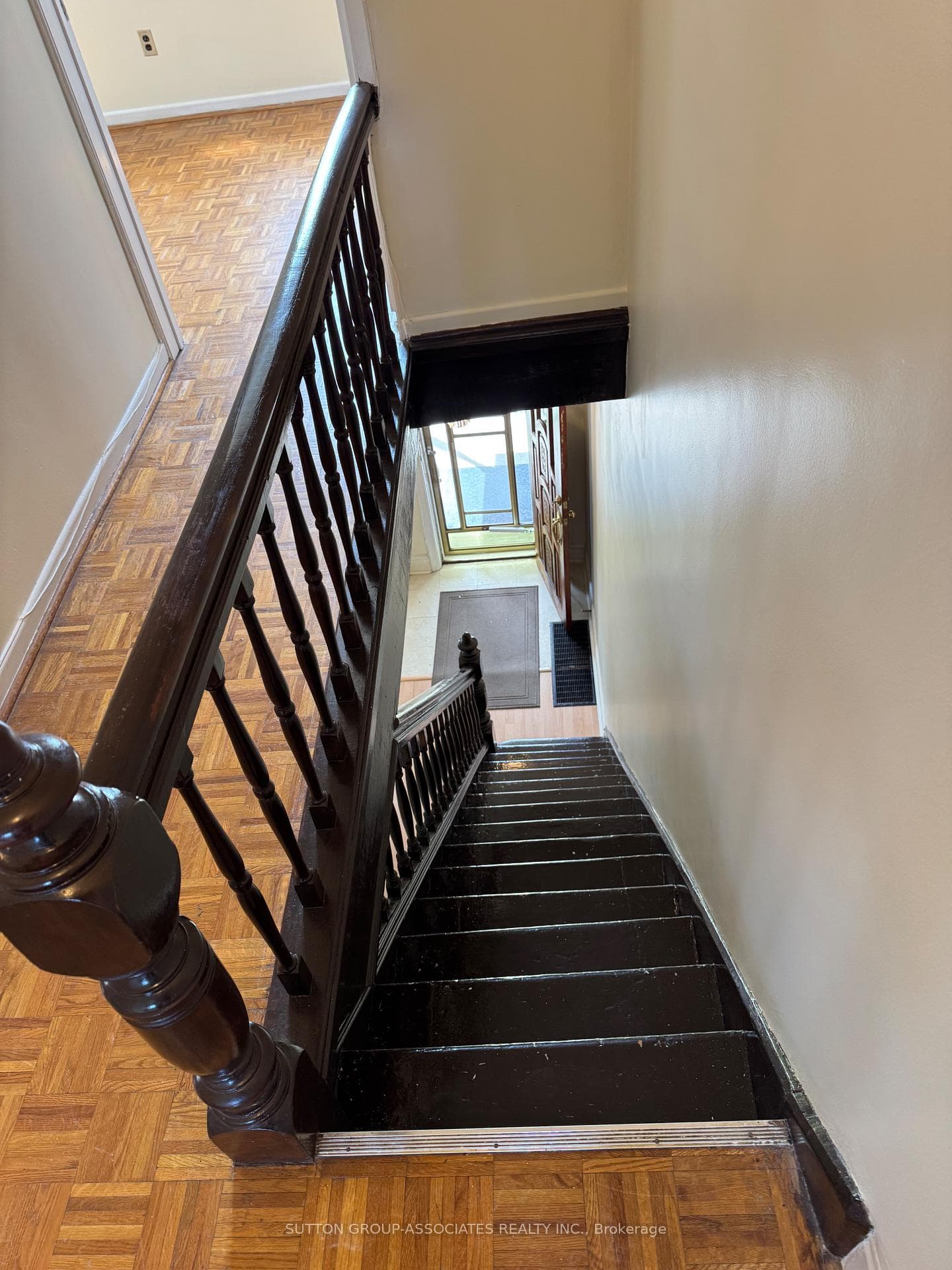 491 Roxton Road photo 28