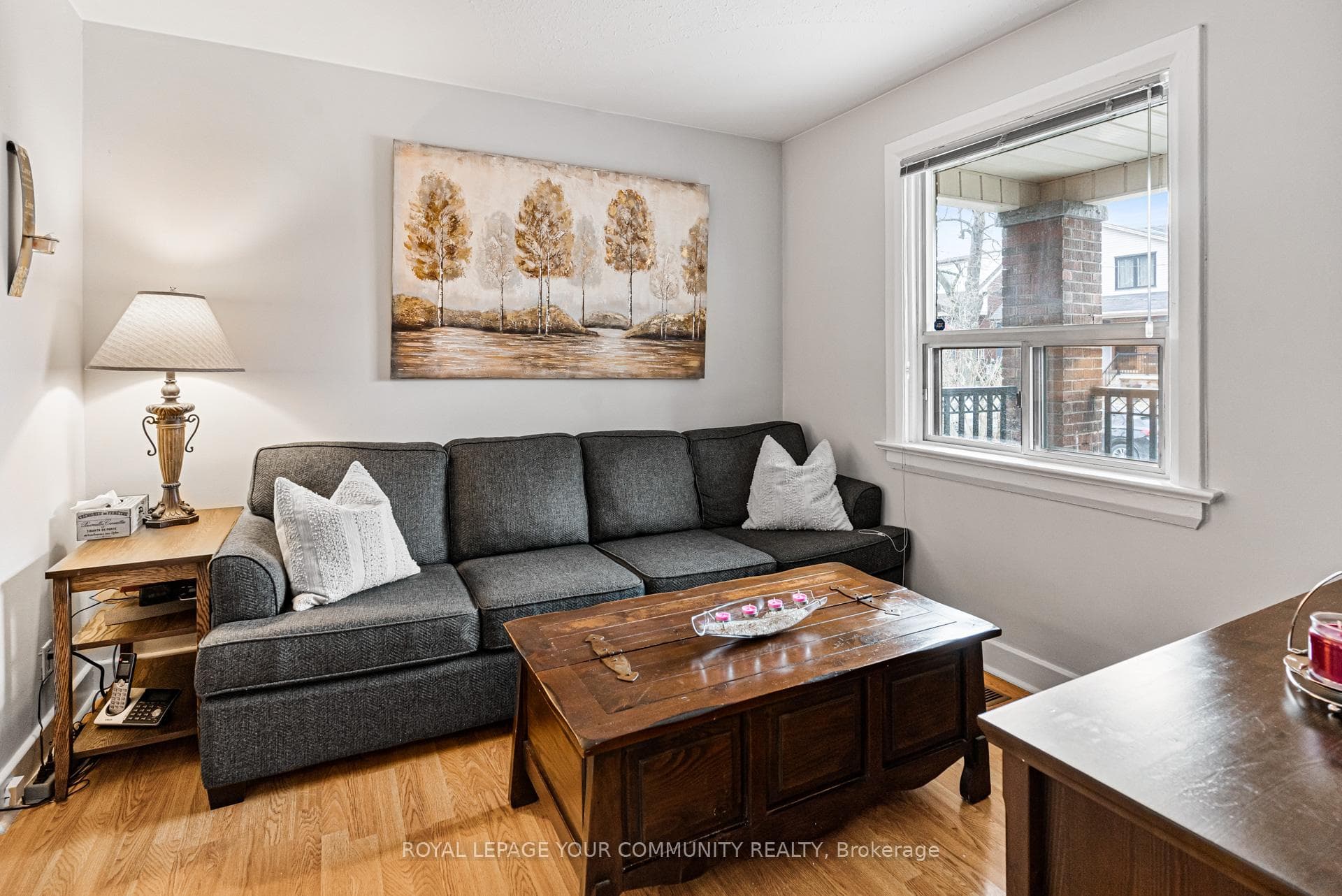 261 McRoberts Avenue photo 4