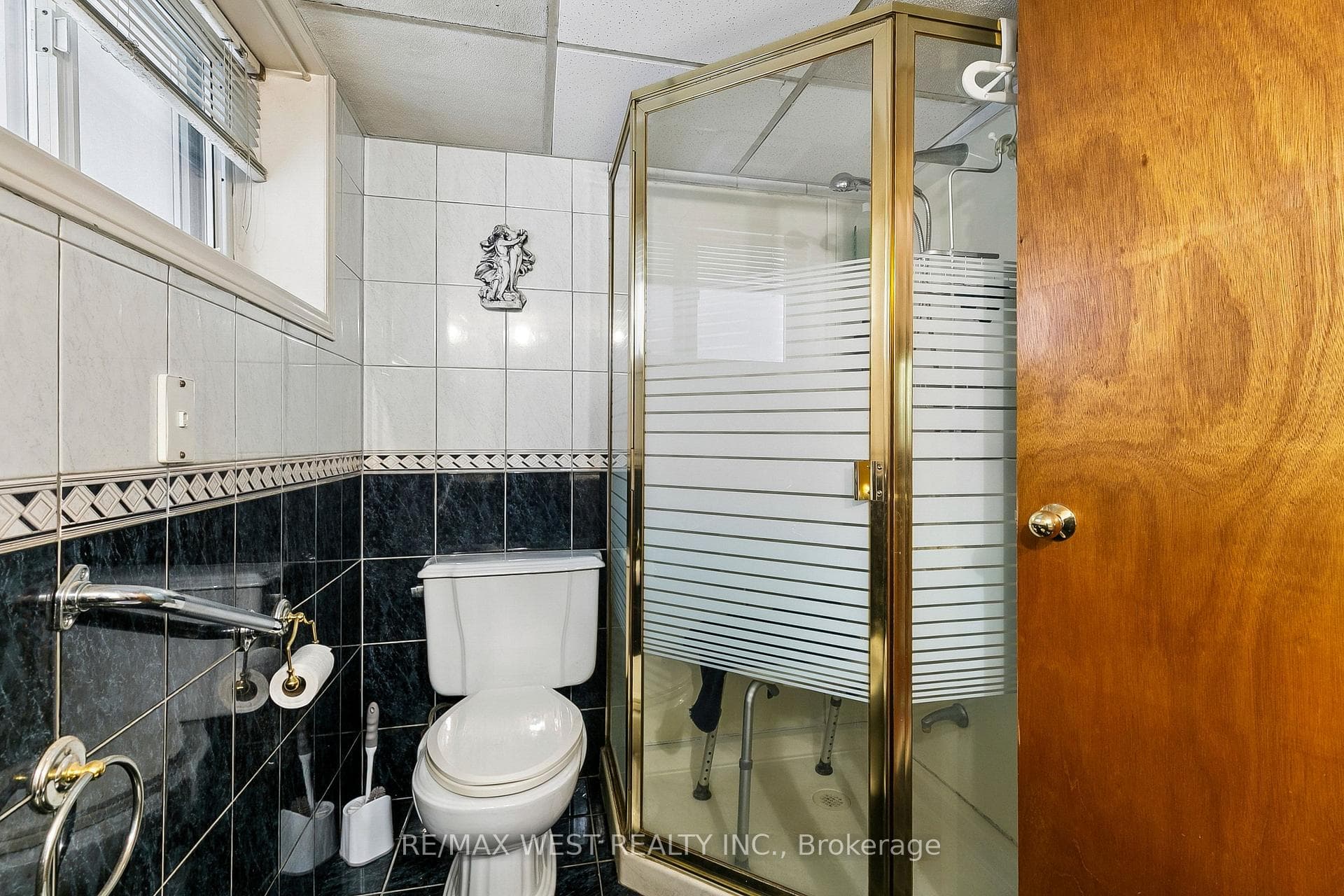 454 Brock Avenue photo 22