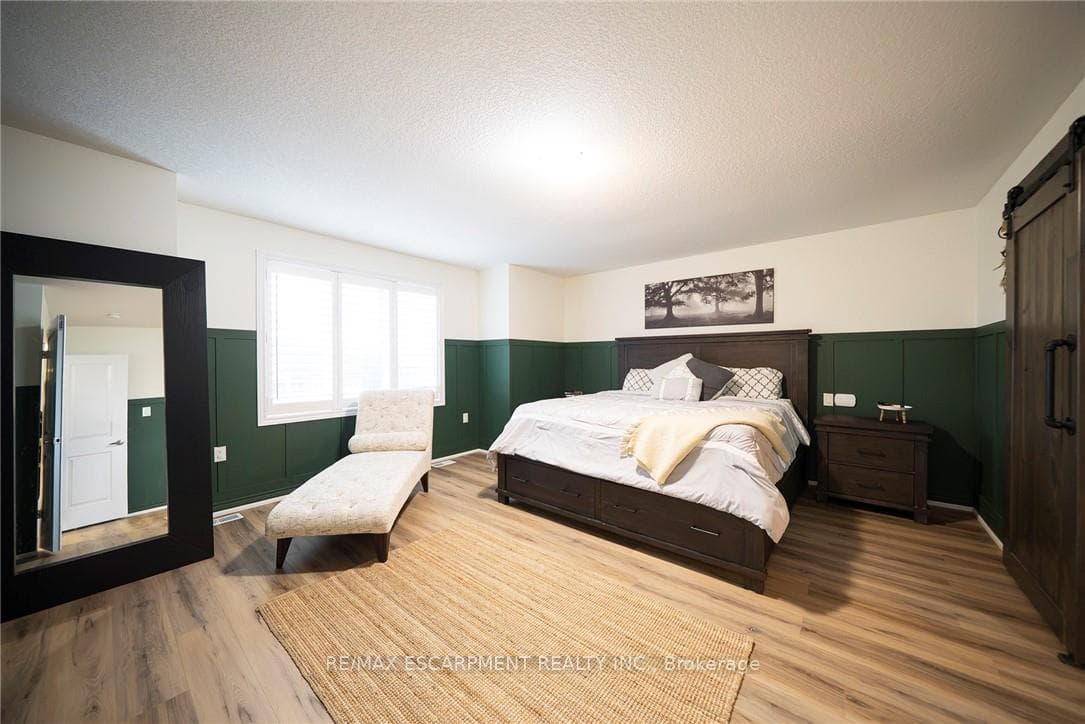 73 Eleanor Avenue photo 16