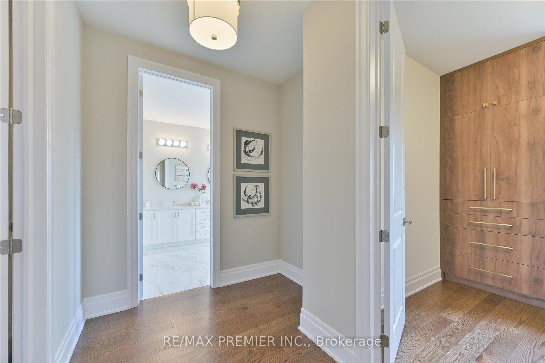 94 Sunny Acres Crescent photo 33
