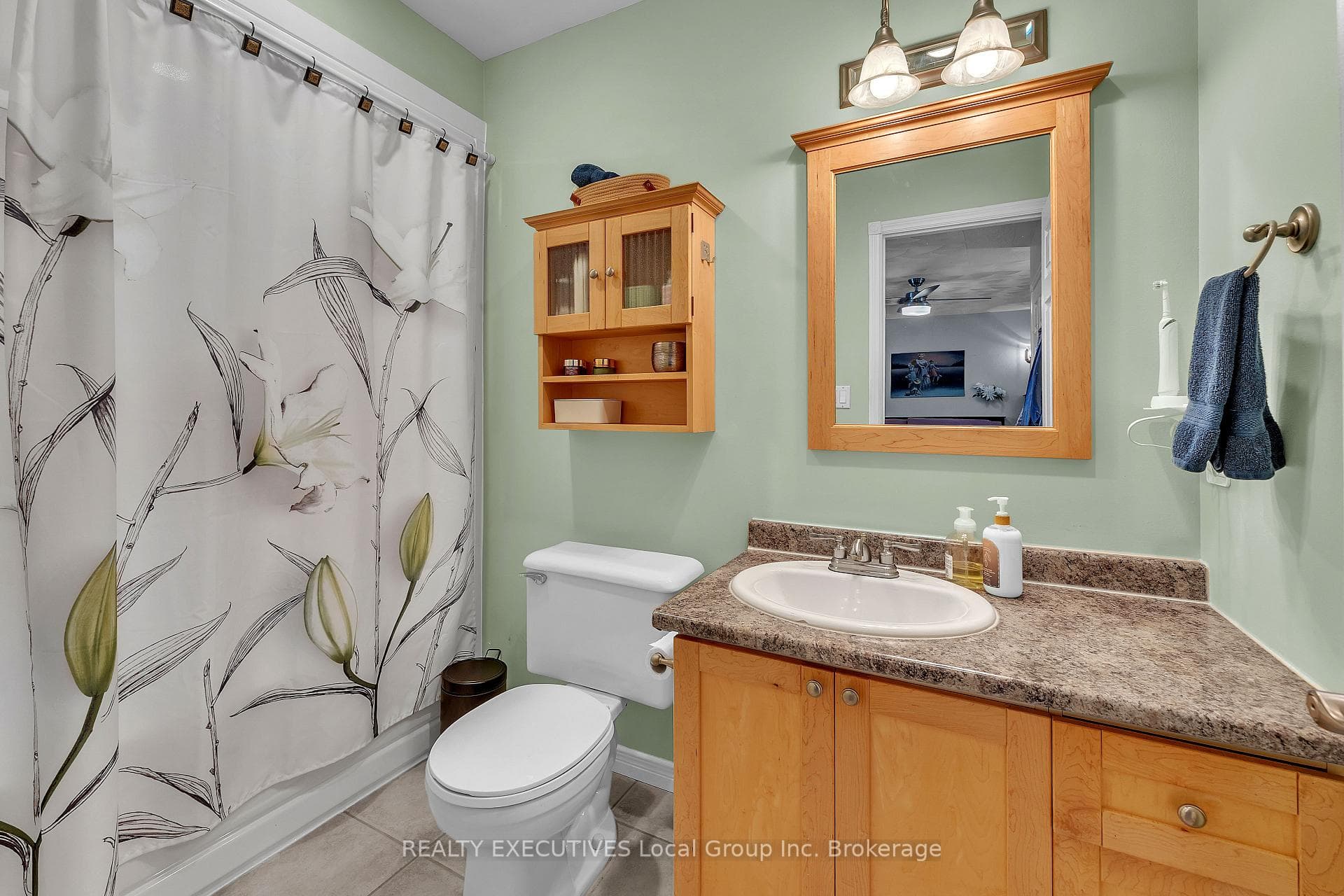 670 Tackaberry Drive photo 27