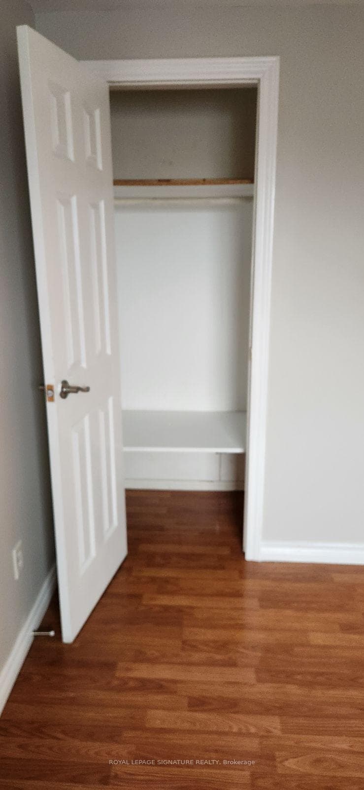 250 Kinmount Crescent Unit Lower photo 8